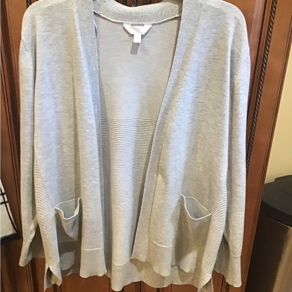 Xl size 16-18 Time tru gray shrug sweater ladies dressy cardigan w pockets EUC